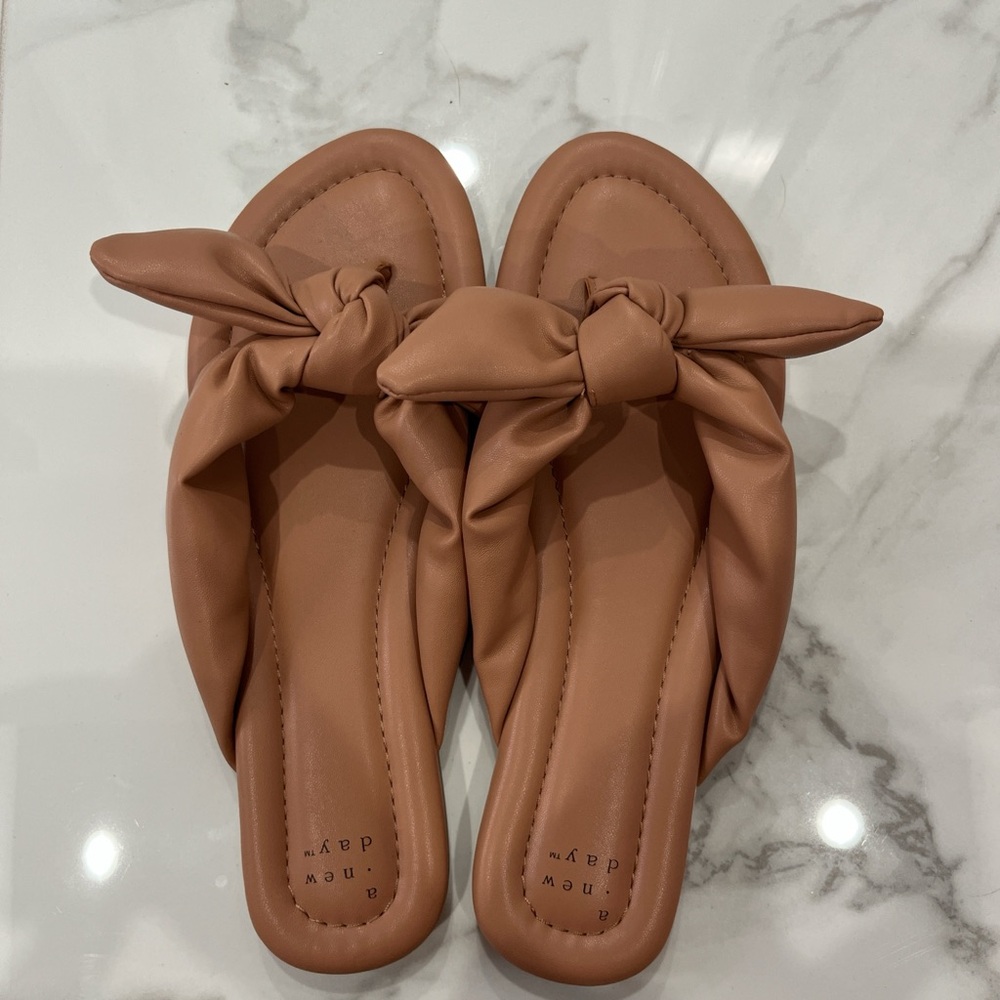 a new day Women's Brown Knotted Slide Sandals